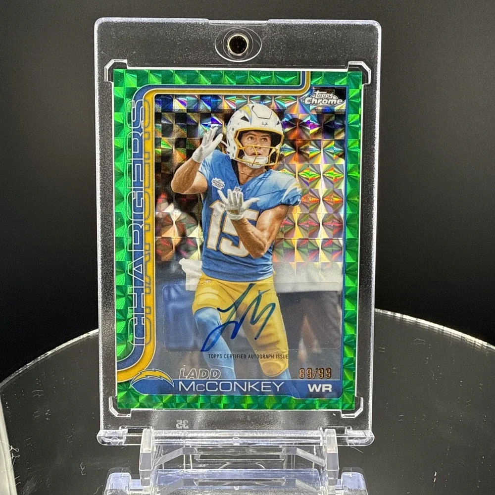 2025 Topps Chrome - Autographs Ladd McConkey Green Geometric Refractor /99